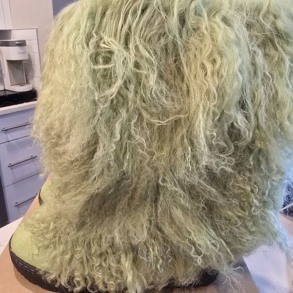 Bearpaw Boetis II Real Lamb Fur Boots Size 6 Women's Green New In Box